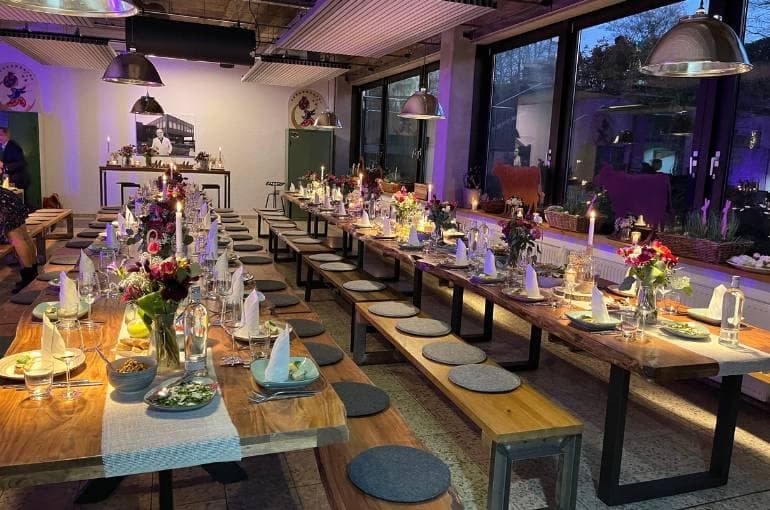 Hochzeit im Garten Eden Industrial
